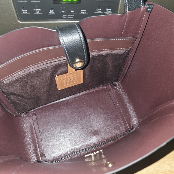 Coach Black Tote Bag - Picture 6 of 7